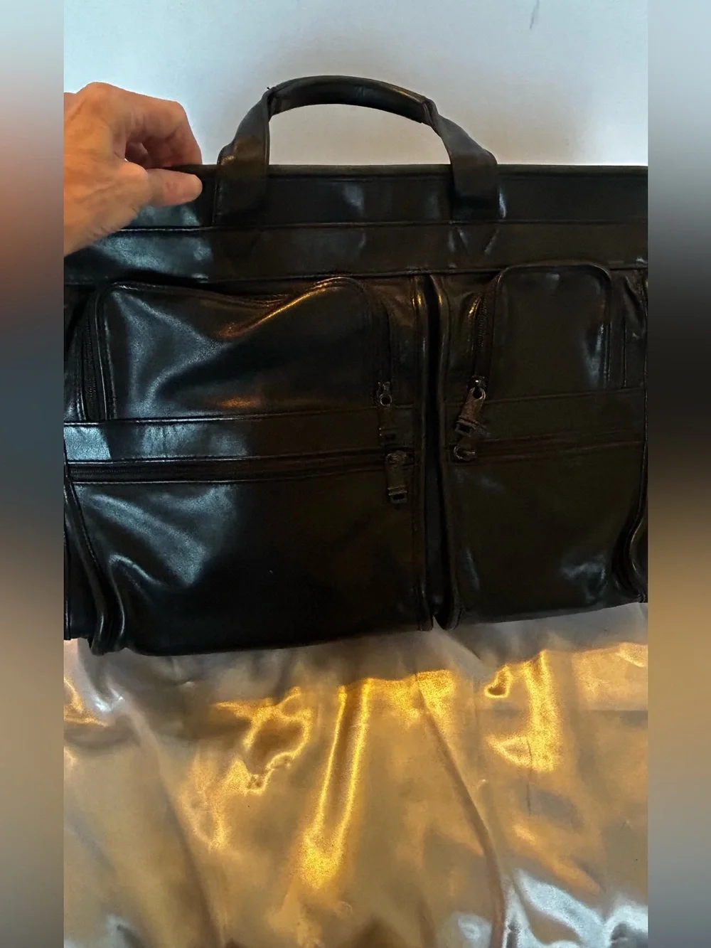TUMI Black Leather Briefcase Laptop Bag Expandable Business Travel ALPHA 901D3